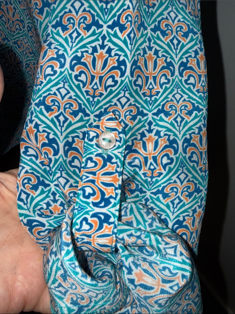 Nicky Hilton x Tolani V-Neck Button Top in Teal & wMulticolor - Picture 4 of 5